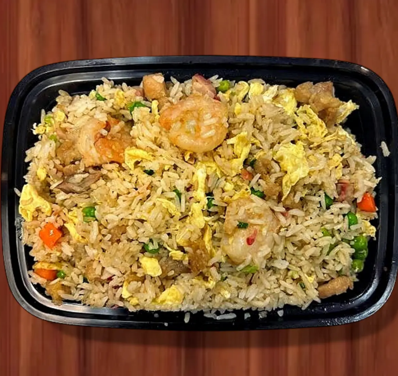 25. 本楼炒饭 Combination Fried Rice