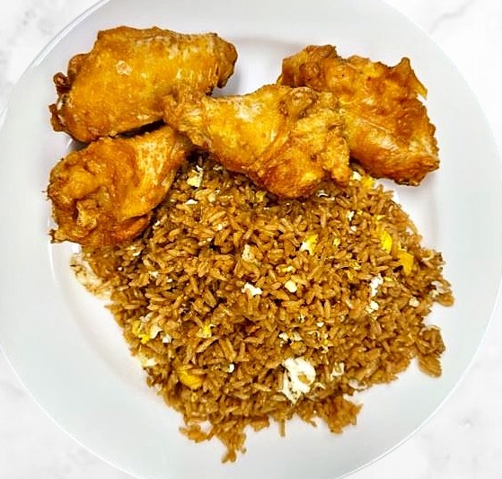 Egg Fried Rice + 4 Wings