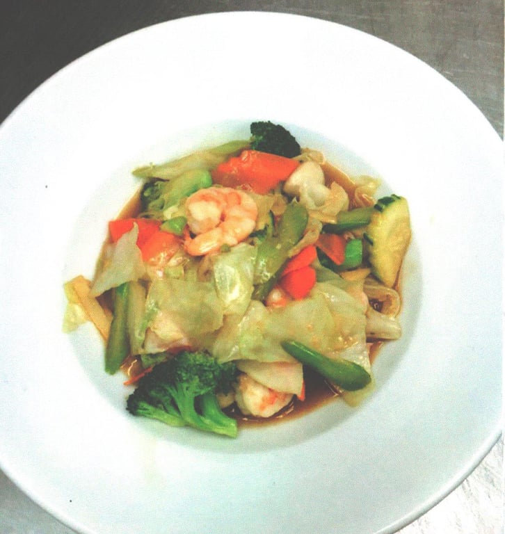 E3. Mixed Vegetables in Oyster Sauce