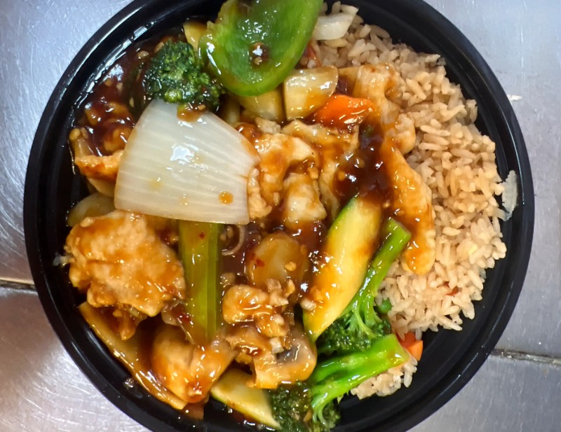 LC10. Szechuan Chicken 麻辣鸡