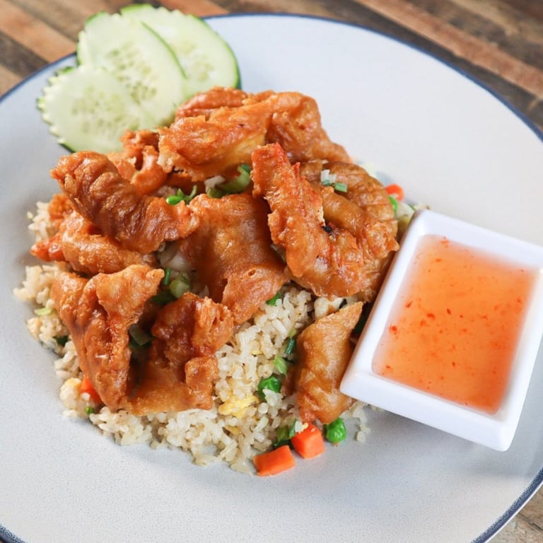 Fried Chicken Over Fried Rice (Lunch)