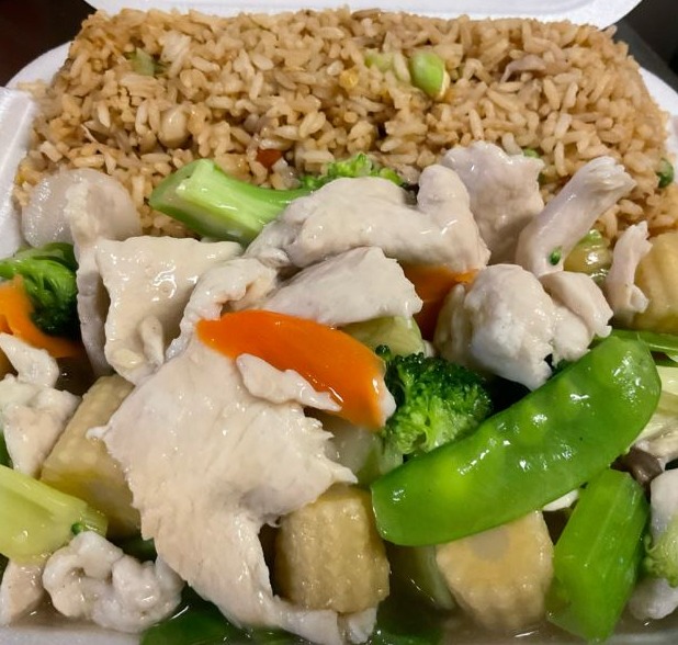 L7. Chicken w. Mixed Vegetables 杂菜鸡