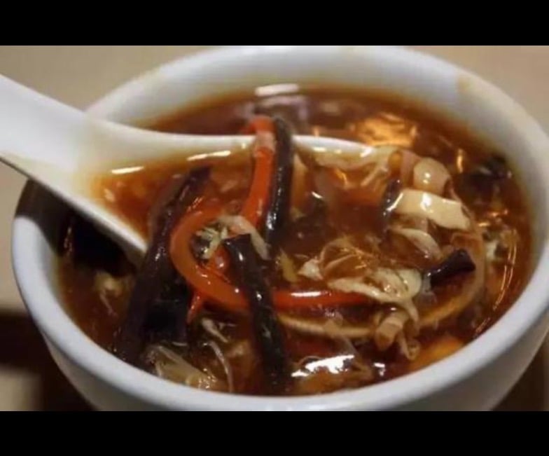 酸辣汤 13. Hot & Sour Soup