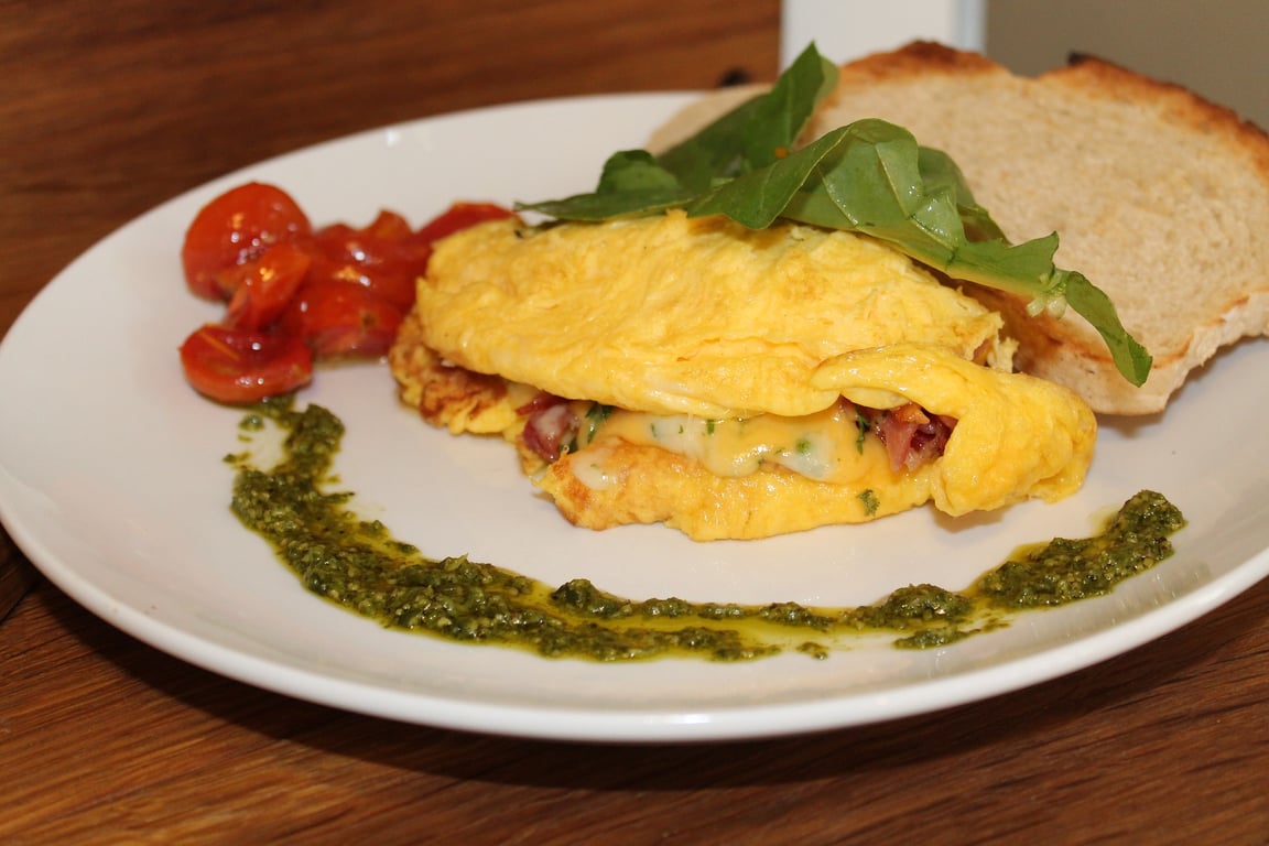 Western-style omelette that you can make at home