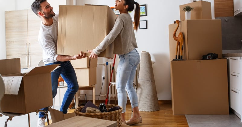 Tinerii români preferă să cumpere o locuință decât să o închirieze. 54% au obiective bine definite