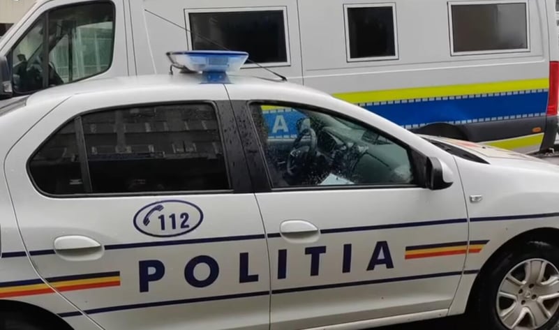 L-a amenințat cu toporul pe stradă