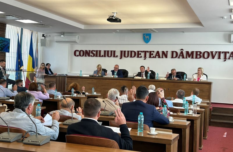 „Avem un depozit conform la Titu, numai că nu este autorizat”