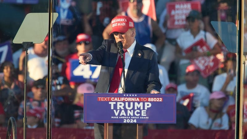 A treia tentativă de asasinare a lui Trump. Un bărbat înarmat, cu legitimații false, a mers la mitingul din Coachella Valley