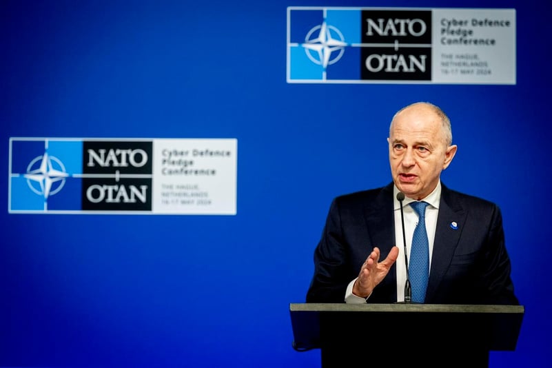 Scandalul ORNISS pe bani relansează scenariul ”Geoană – omul rușilor”