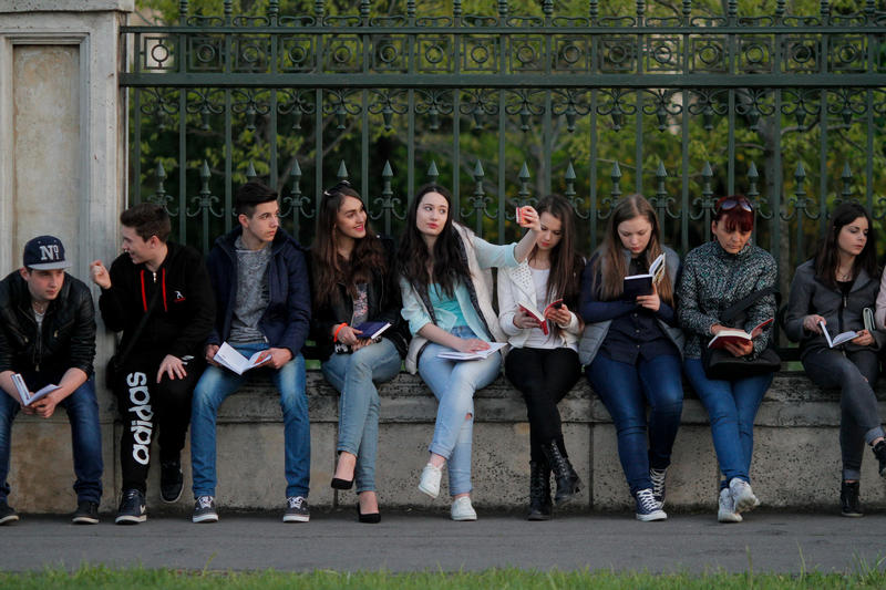 Exodul de creiere se accentuează. Sociolog: „Suntem într-un recul demografic considerabil, în care piața muncii s-a pomenit scufundată ca proverbiala broască în apă fierbinte”