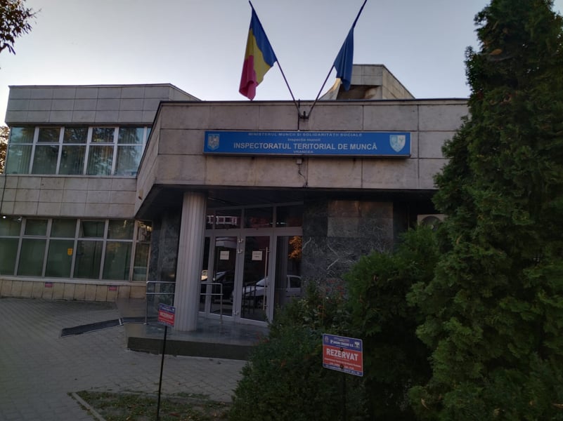 Amenzi de peste 300 de mii de lei, aplicate de inspectorii de muncă dâmbovițeni, săptămâna trecută, în domeniul HORECA