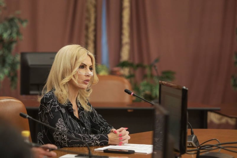 Laura Vicol a ieșit din arest și va fi cercetată în libertate