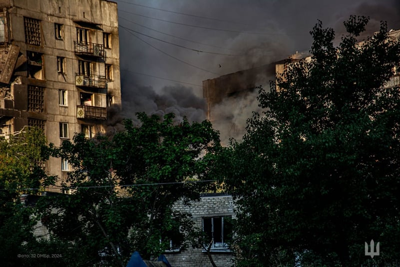 VIDEO Rușii au cucerit un punct strategic crucial: De aici vor putea bloca capitala Kiev
07:36
4069