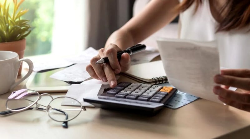 MOZAIC ȘTIRI ECONOMICE: Datoriile companiilor de impact au crescut cu 8%, la 228 de miliarde de euro