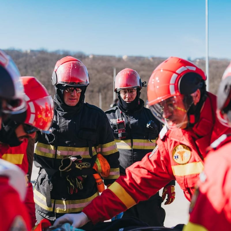 Incendiu de amploare la o locuință din Ungureni, intervenție rapidă a pompierilor