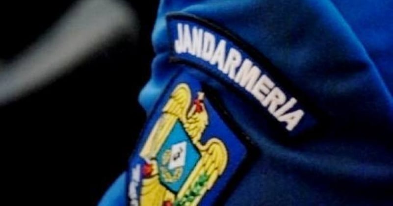 Doi jandarmi s-au luat la bătaie într-un restaurant din București. Unul dintre ei se află la spital, în comă