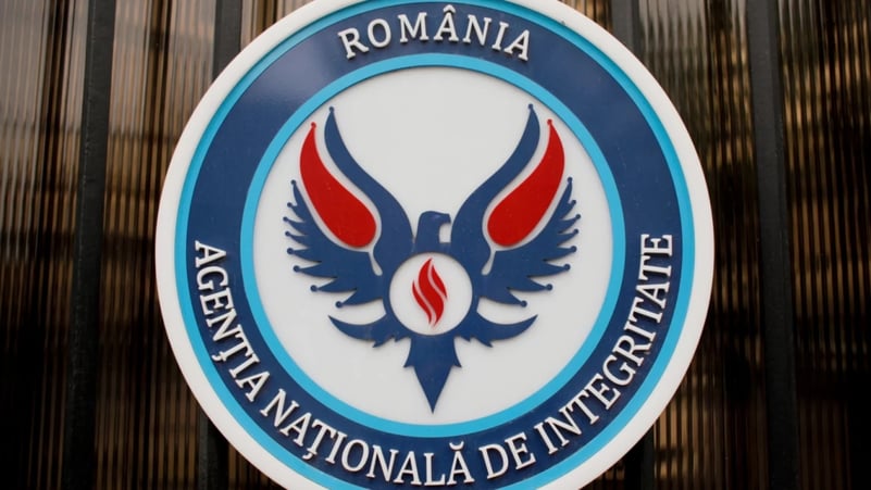 BREAKING NEWS
Ultima oră | ANI: Radu Gavriș, adjunctul Poliției Capitalei, în incompatibilitate/ Șeful Aeroportului Satu Mare, dat pe mâna procurorilor
10:07
3455