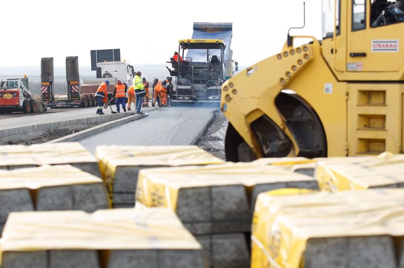 În umbra UMB. Ce a adus 2024 pentru constructori români mai puțin titrați : ARL, Baxcom, Coni, Dimex, Erbașu și Retter/Ce urmează în 2025