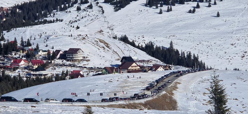 Rânca, arhiplină. S-a circulat bară la bară spre munte!