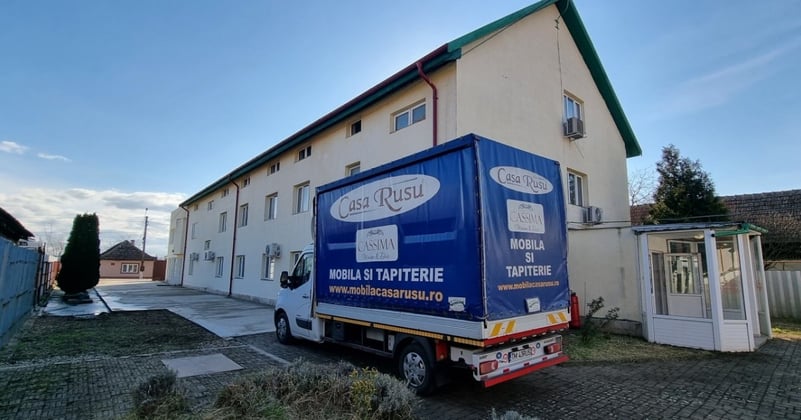 Chinezii de la UE Furniture au cumpărat o fabrică de mobilă cu tradiție în România