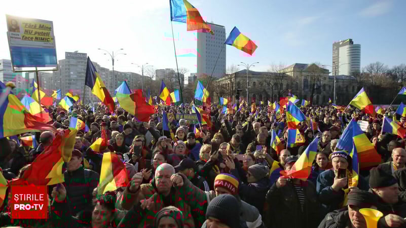 Mitingul sindicaliștilor împotriva ordonanței „trenuleț”, încheiat mai devreme pentru a nu se asocia cu marșul lui Georgescu