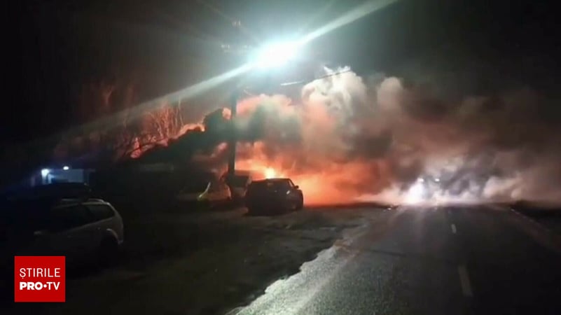 Coșmar repetat. Familii sinistrate după explozia de la Crevedia, afectate de un incendiu la containerele unde locuiau