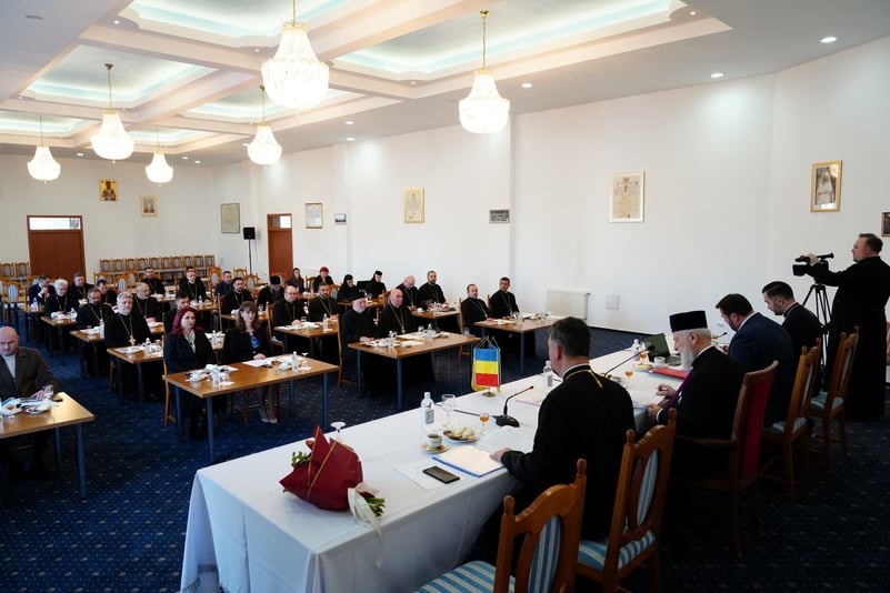 Sute de copii și familii din Arhiepiscopia Târgoviștei, sprijinite în anul 2024