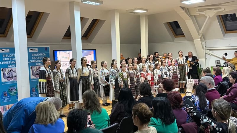 Bijuterii muzicale de Ziua Culturii Naționale, la Biblioteca „Christian Tell”