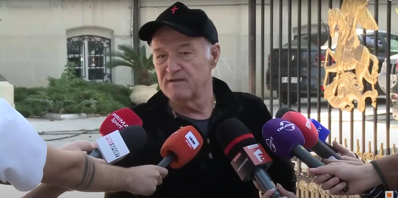 E oficial. Gigi Becali a cedat toate acțiunile FCSB. Cine e noul patron