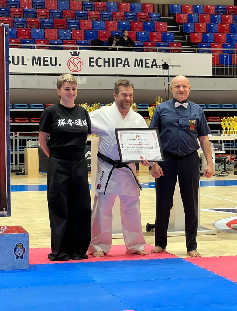 Centura neagră la karate pentru Avram Iancu