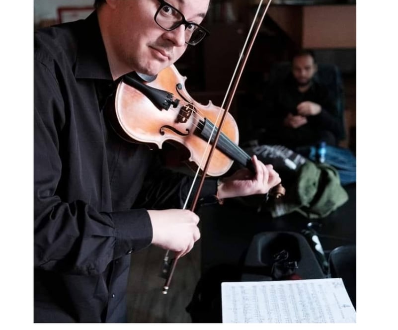 STĂRI   PARALELE – Andrei Mihail RADU –  Festivalul bijuteriilor/ mani fest