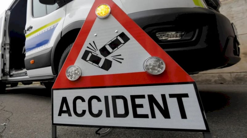 Accident pe Centura Capitalei (DNCB), în zona Fortului 4, între Tunari și Otopeni. Se circulă cu dificultate