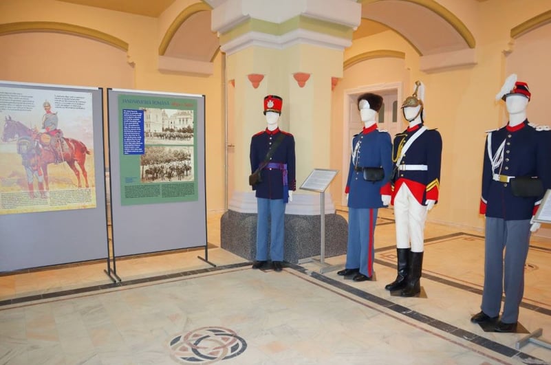FOTO Expoziție cu istoria Jandarmeriei Române, la Muzeul Vrancei