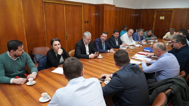 Exproprierile pentru lărgirea DN 71 Târgoviște-Sinaia, pe masa discuțiilor la CJD