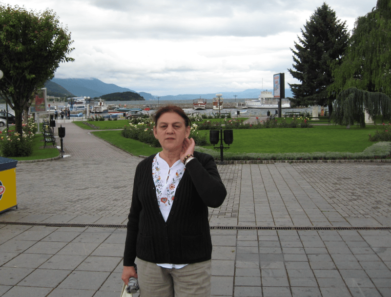 PUNCTUL PE CUVÂNT – Gabriela CRISTACHE – Ce ne mai spunem unii altora