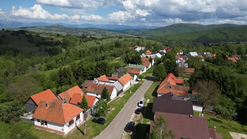 10 sate uimitoare din România, de văzut în 2025