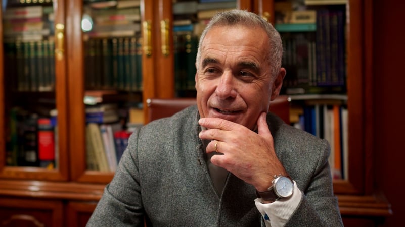 VIDEO Călin Georgescu anunță implicarea SUA în alegerile din România: 'Foarte curând va urma un mesaj foarte categoric, fără replică, din partea Americii'
20:34
8000