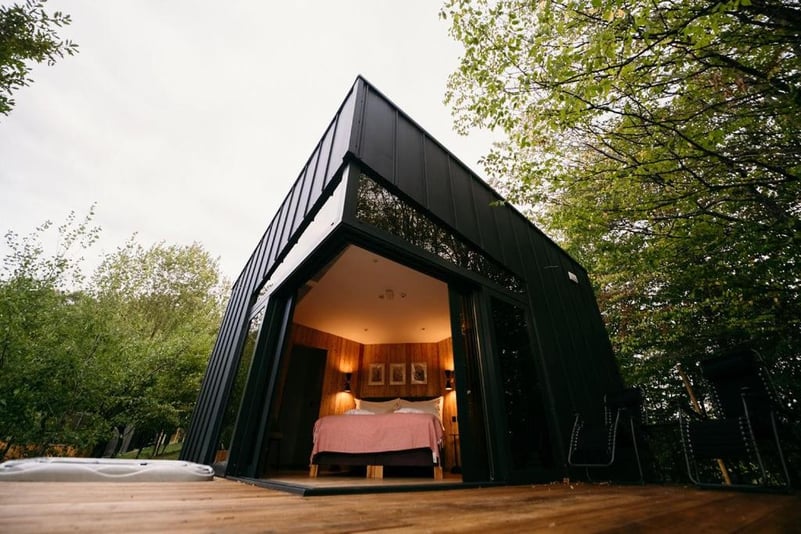 Top 10 locuri de vis, din România, pentru o escapadă în doi