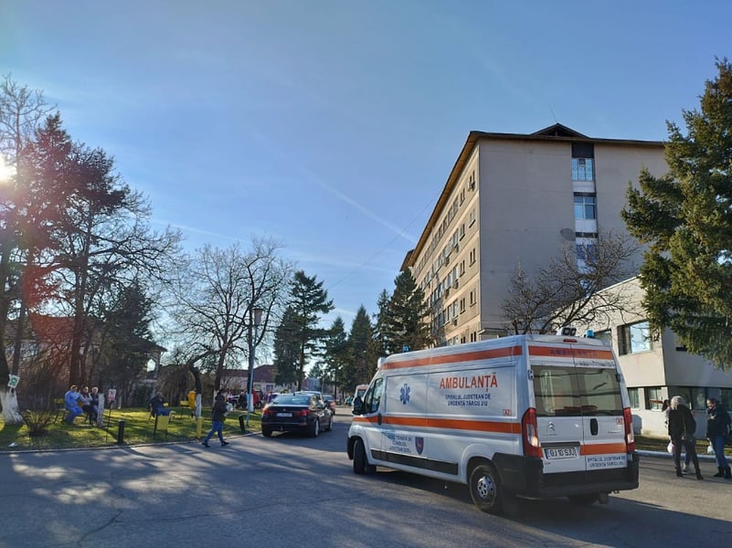 Spitalul Județean își asigura ambulanțele