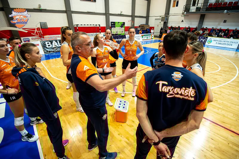 Seria înfrângerilor continuă