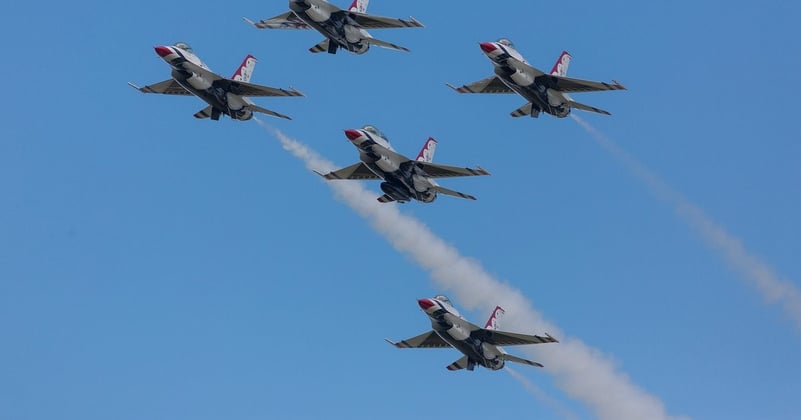 Acord de 84 de milioane de dolari: România va cumpăra 400 de bombe pentru F-16 din SUA