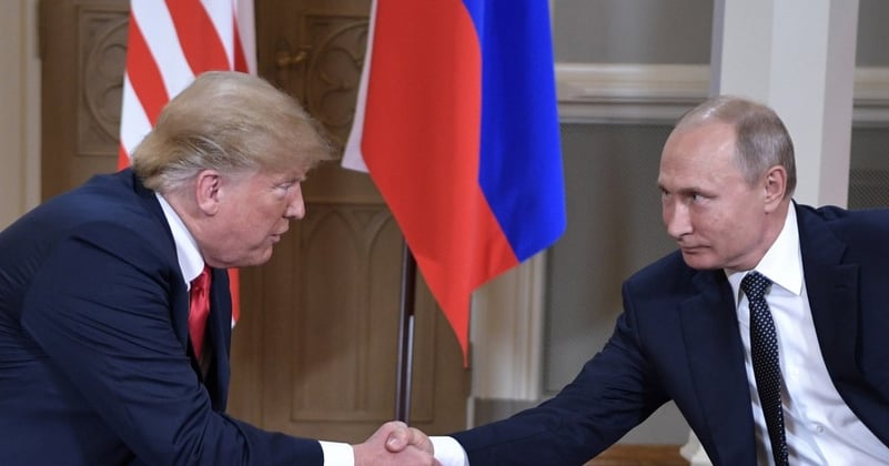 Se prefigurează o nouă ordine mondială? „Avem o alianță între un președinte rus şi unul american care vor să distrugă Europa”