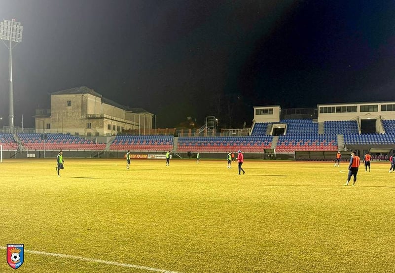Chindia Târgoviște, mâine, amical cu FC Pucioasa, pe terenul sintetic din apropierea Complexului Turistic de Natație