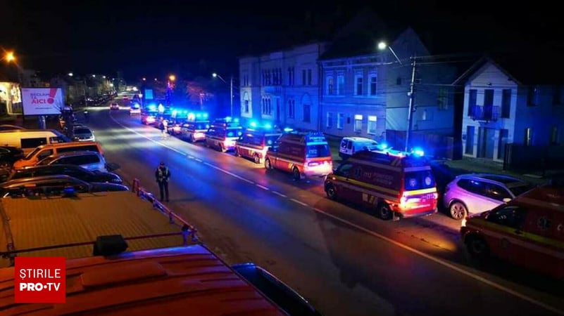 Un bal organizat anual în Reghin s-a încheiat aseară la spital pentru cel puțin 30 de persoane. Oamenii, cu simptome de toxiinfecție alimentară, au început să sune disperați la 112.