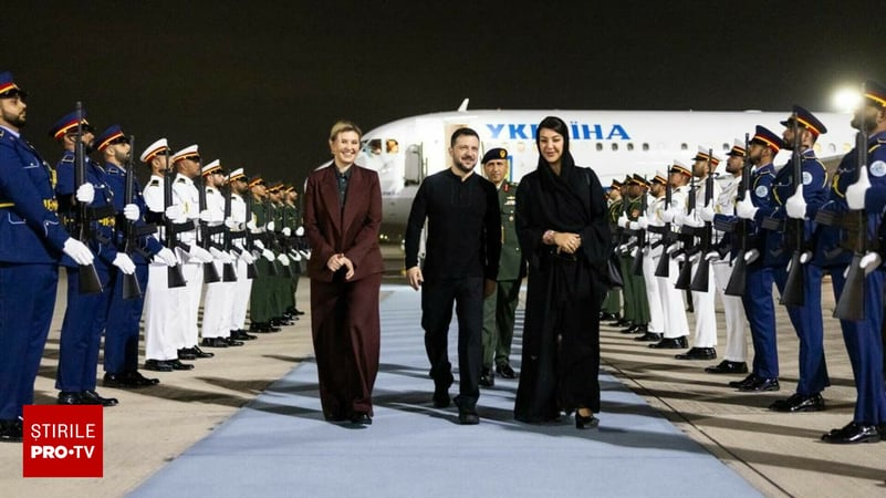 Preşedintele ucrainean Volodimir Zelenski s-a deplasat în Emiratele Arabe Unite duminică seară, în contextul intensificării perspectivei unor posibile negocieri care să pună capăt războiului Moscovei împotriva Ucrainei, relatează AP.