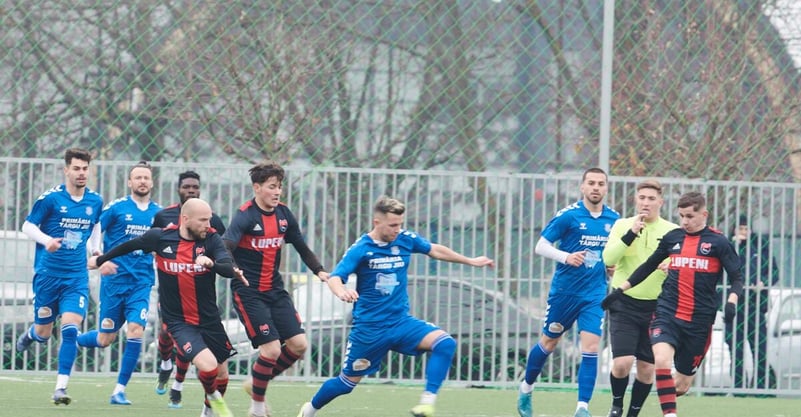 Fotbaliștii de la Târgu Jiu joacă miercuri cu Minerul Lupeni