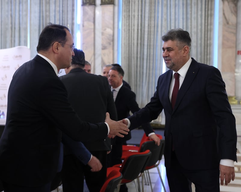 Primarul Misăilă cere scoaterea din lege a taxei de iluminat, după ce i-a pus pe focșăneni să o plătească