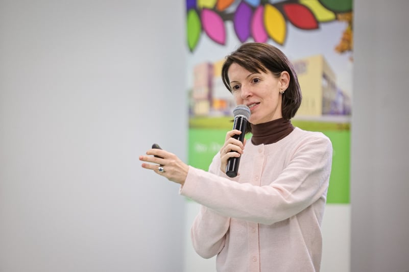 Cercetătoarea Thea Ionescu: S-au scos tezele, din păcate. Dacă eu nu mai fac niciodată până la examen ceea ce am făcut în modulul 1, de unde să mai știe copilul? Lucrurile trebuie repetate în contexte variate destul de mult, pentru a se fixa