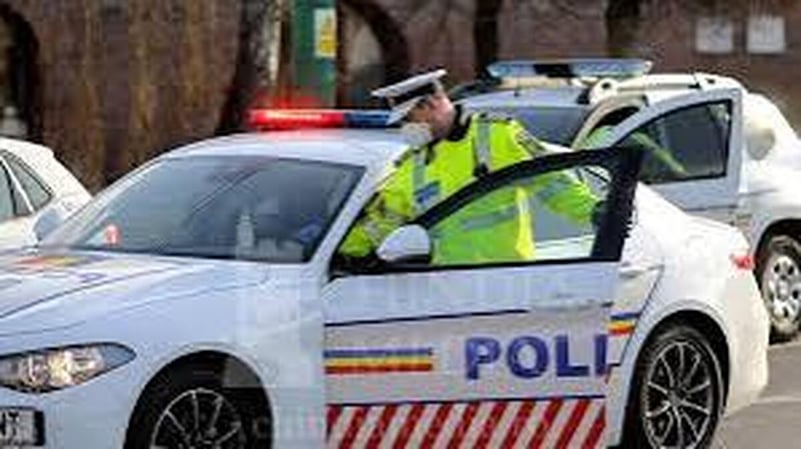 Șofer beat criță, pe o stradă din Rovinari