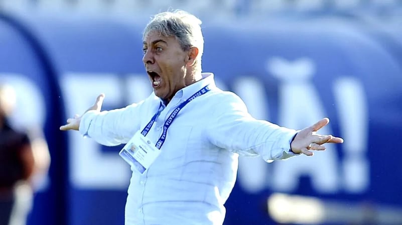 Cât l-a costat pe Sorin Cârţu o înjurătură! A fost amendat şi avertizat de Comisiile FRF